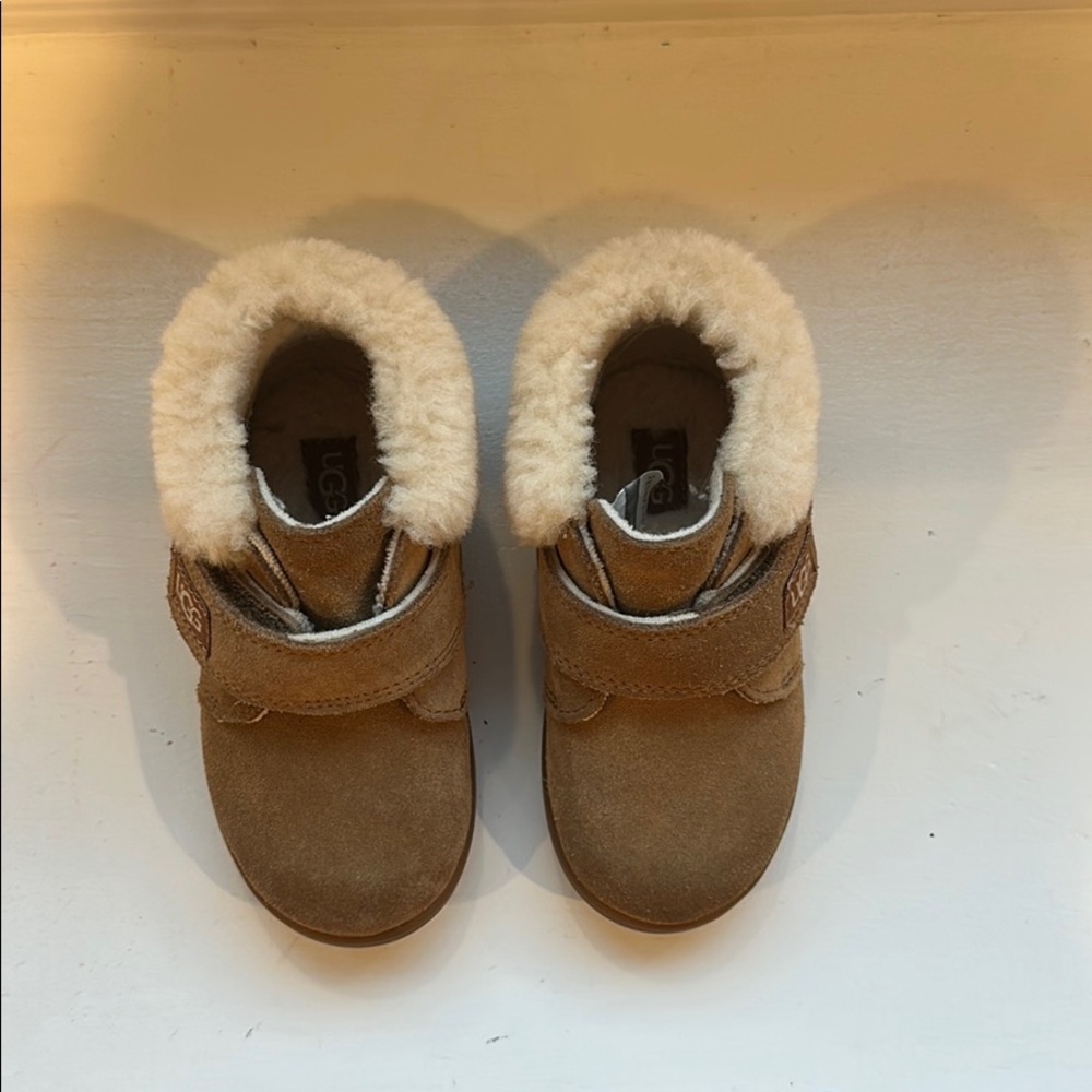 Kids Ugg Booties - Picture 2 of 3